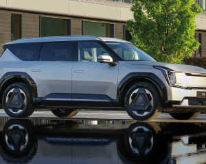 KIA EV9 BASELINE